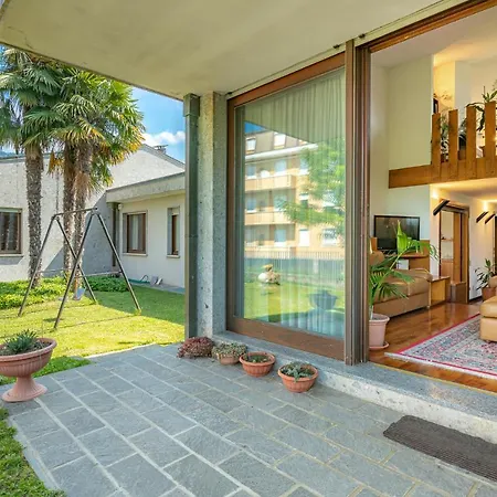 Ghira Bed & Breakfast Tavernerio