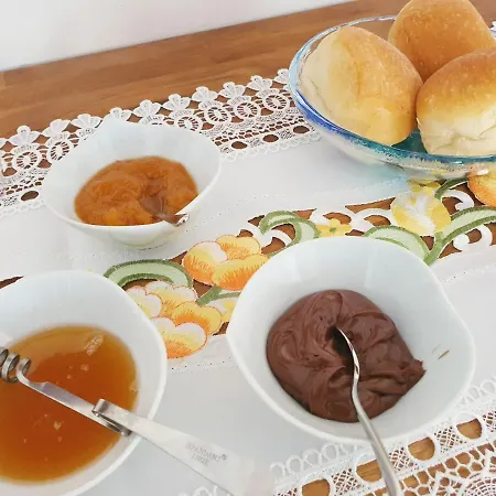 Bed & Breakfast Ghira 3*